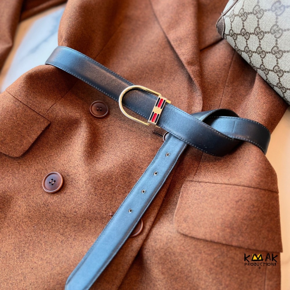 RARE Gucci GG Reversible Leather Belt